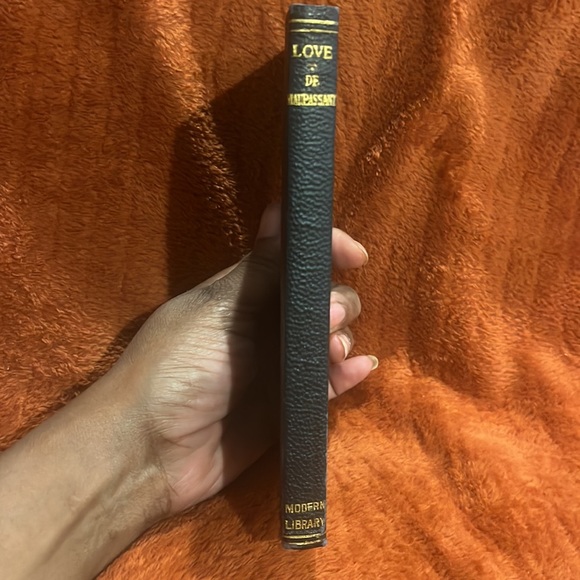 Love and other stories ( from De Maupassant) - Picture 4 of 9